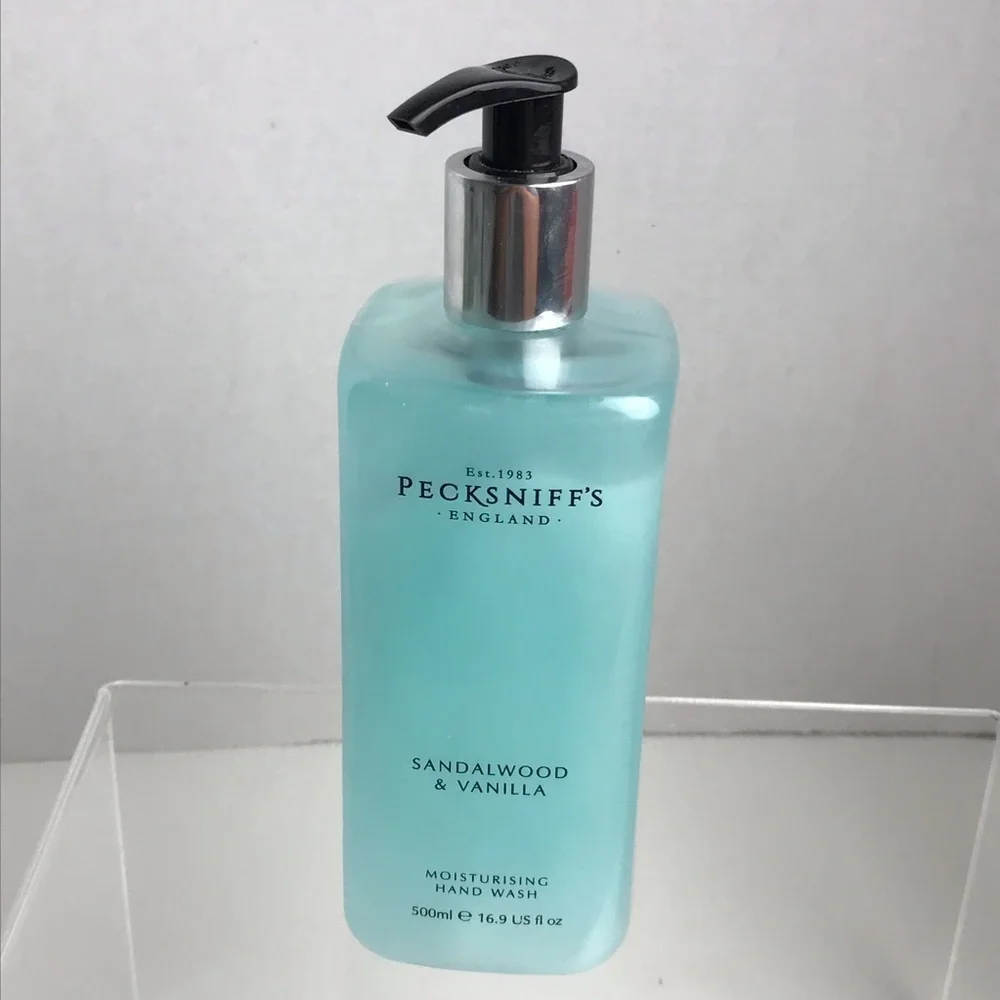 NEW - PECKSNIFF'S Sandalwood & Vanilla Moisturizing Hand Soap